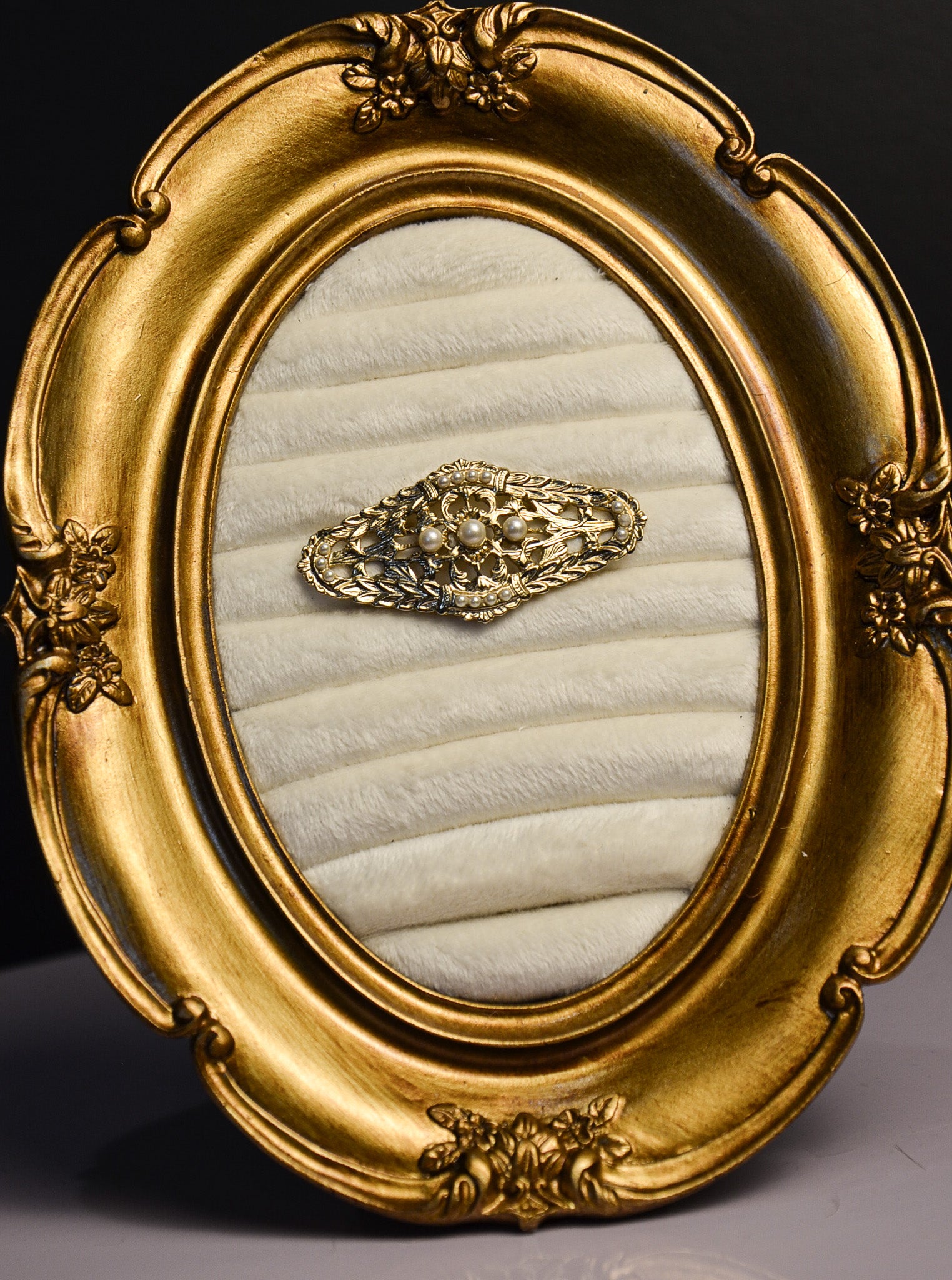 Gold Weaved Leaves and Pearl Embossed Brooch