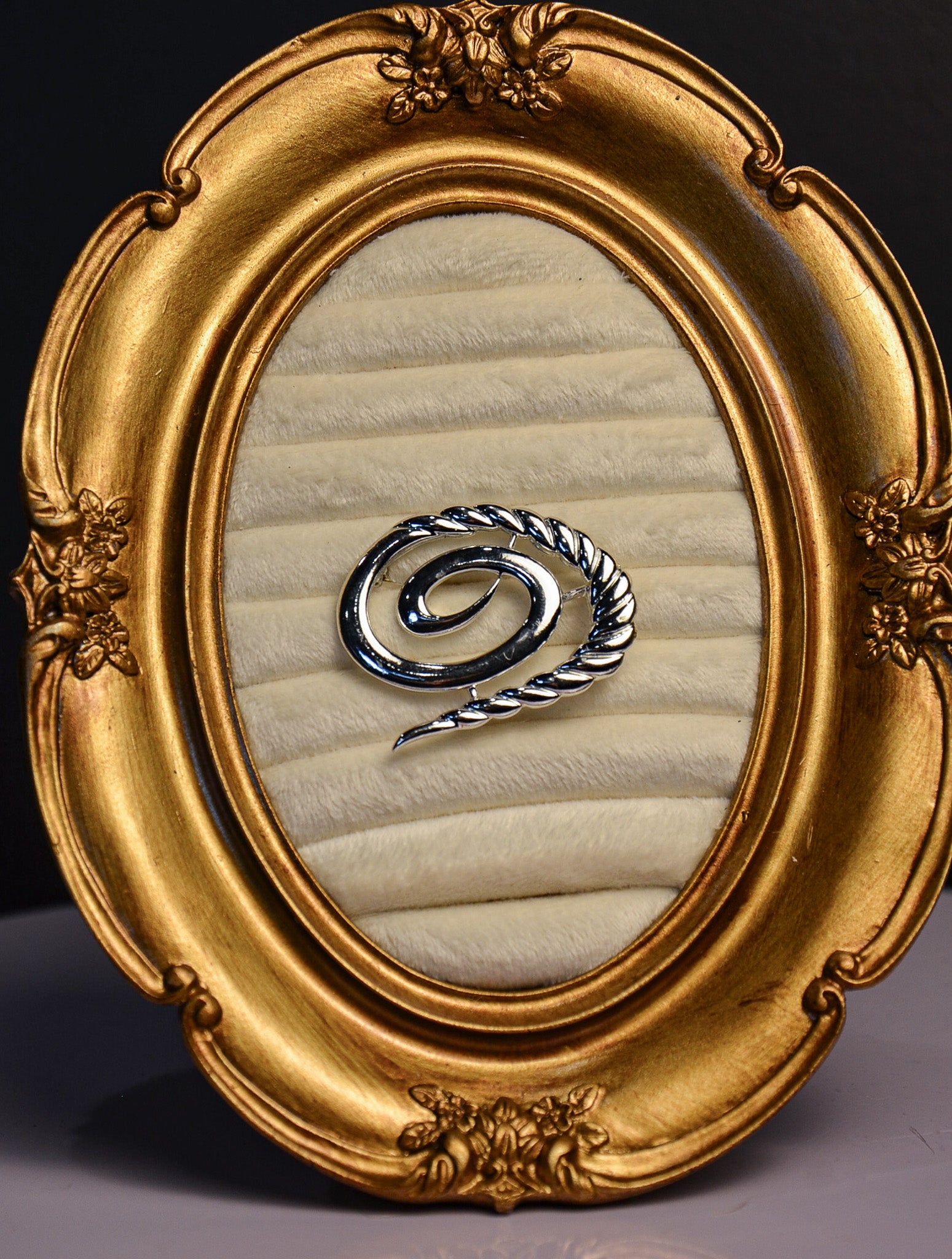 Silver Swirl Brooch