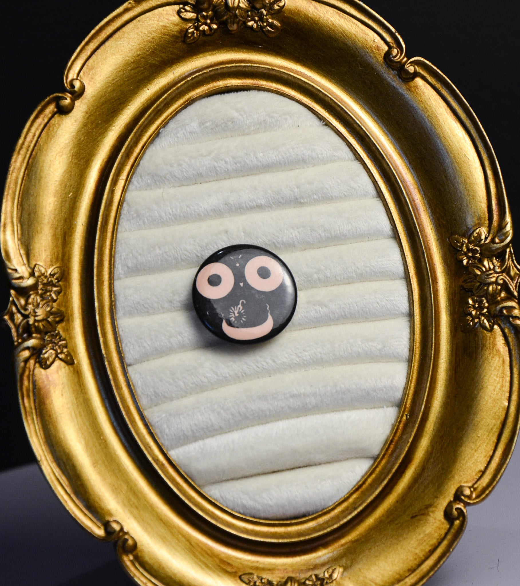 Funky Smile Pin