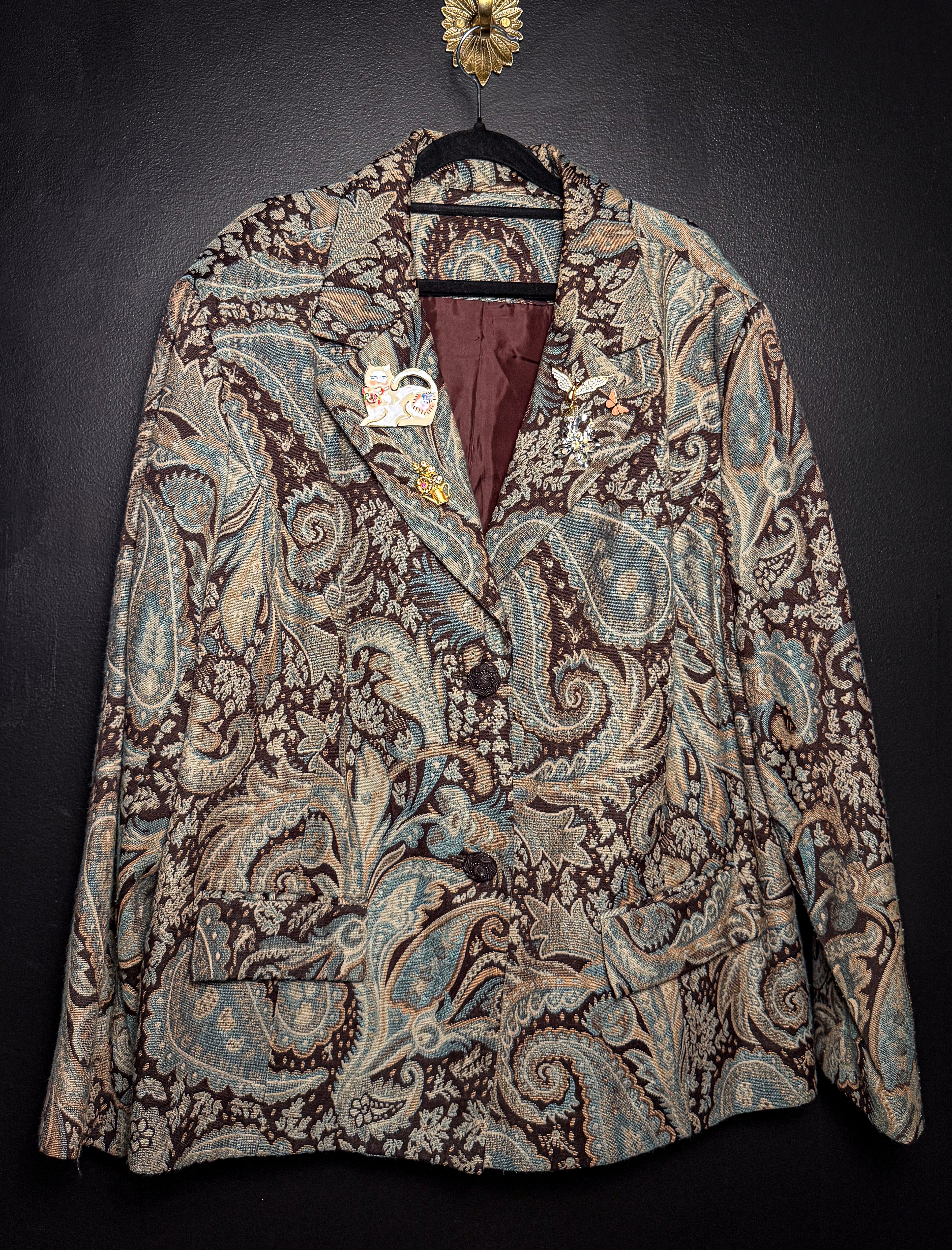 Mckinnlee's Blue Paisley Brooched Out Blazer