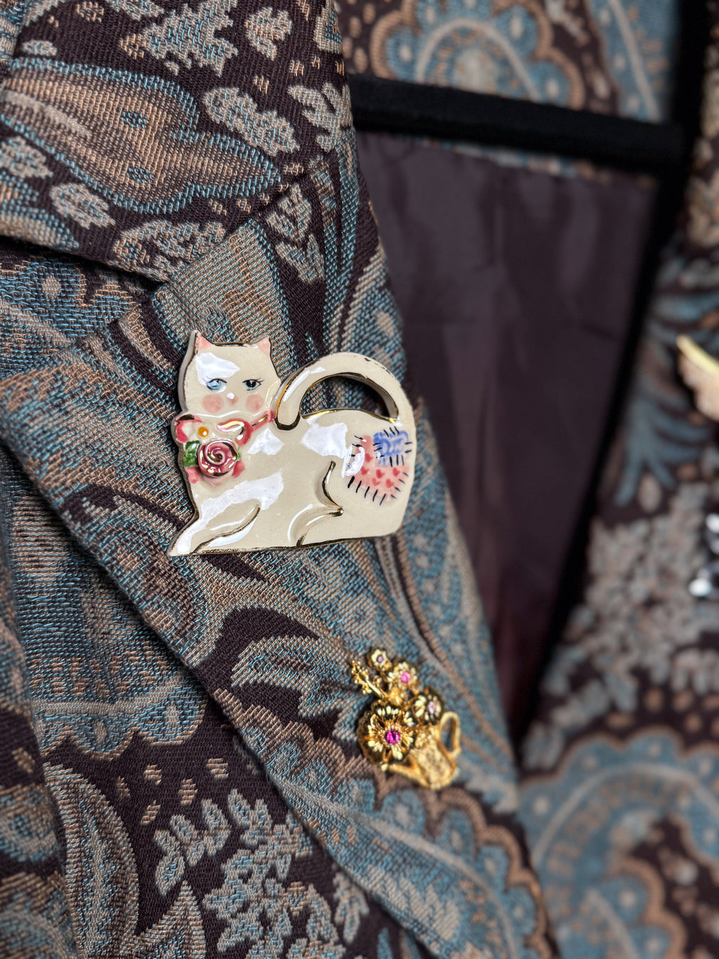 Mckinnlee's Blue Paisley Brooched Out Blazer