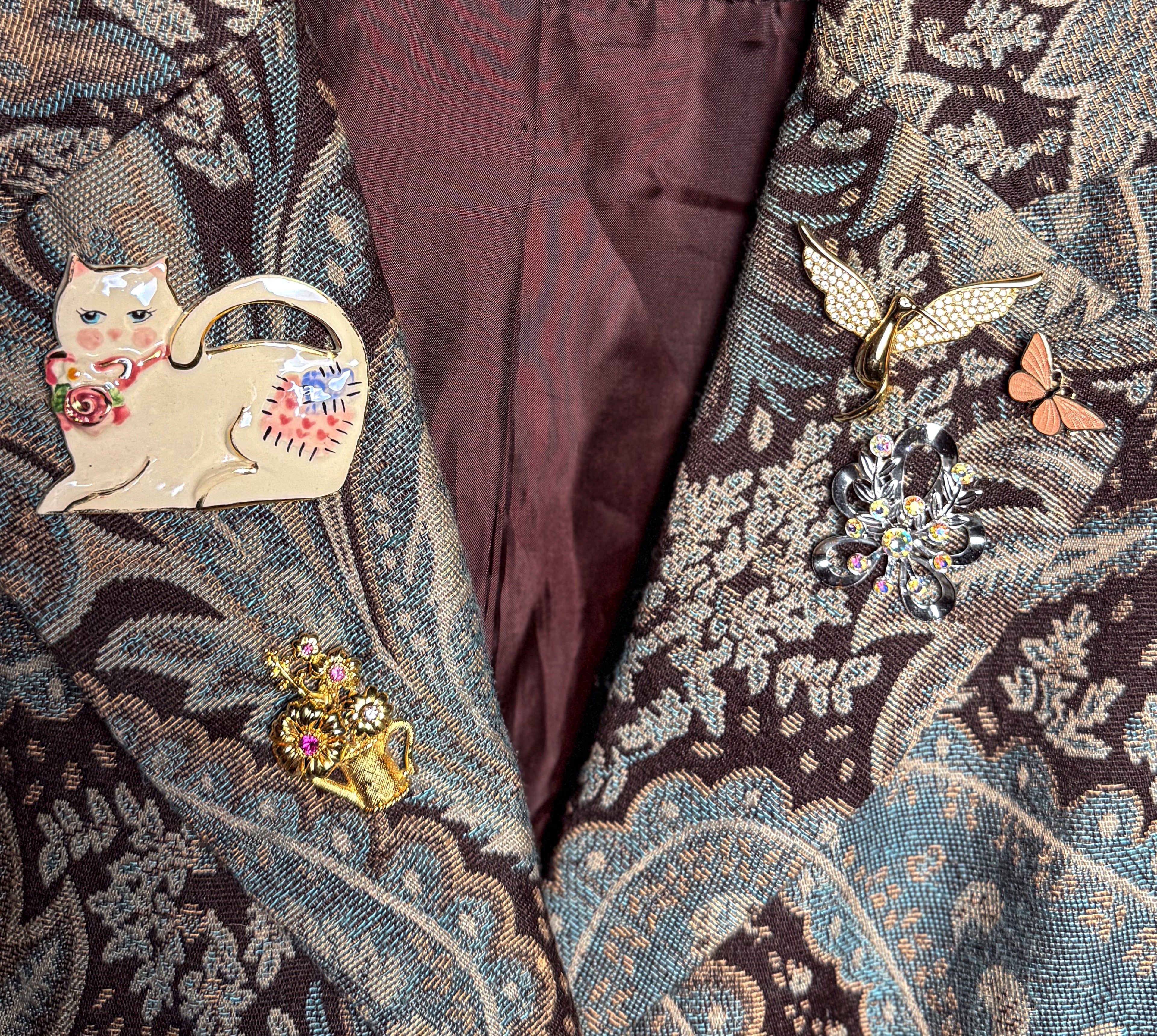Mckinnlee's Blue Paisley Brooched Out Blazer