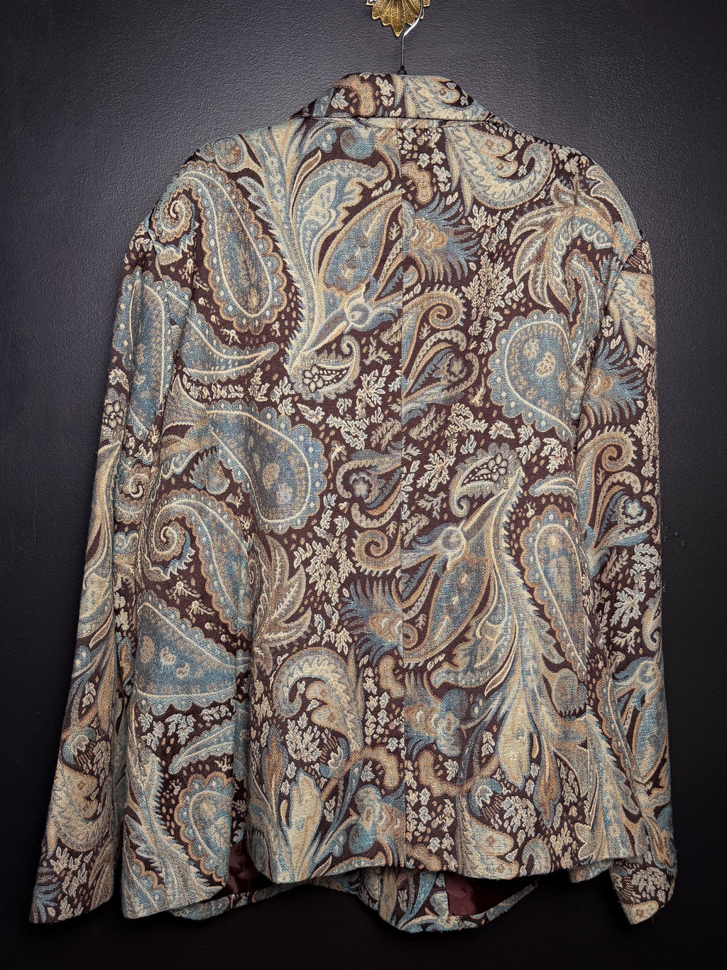 Mckinnlee's Blue Paisley Brooched Out Blazer
