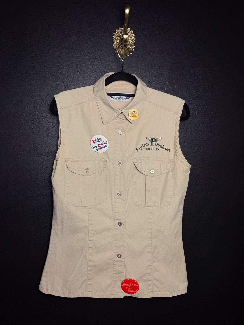 Flying Outdoors Brooched Out Vest