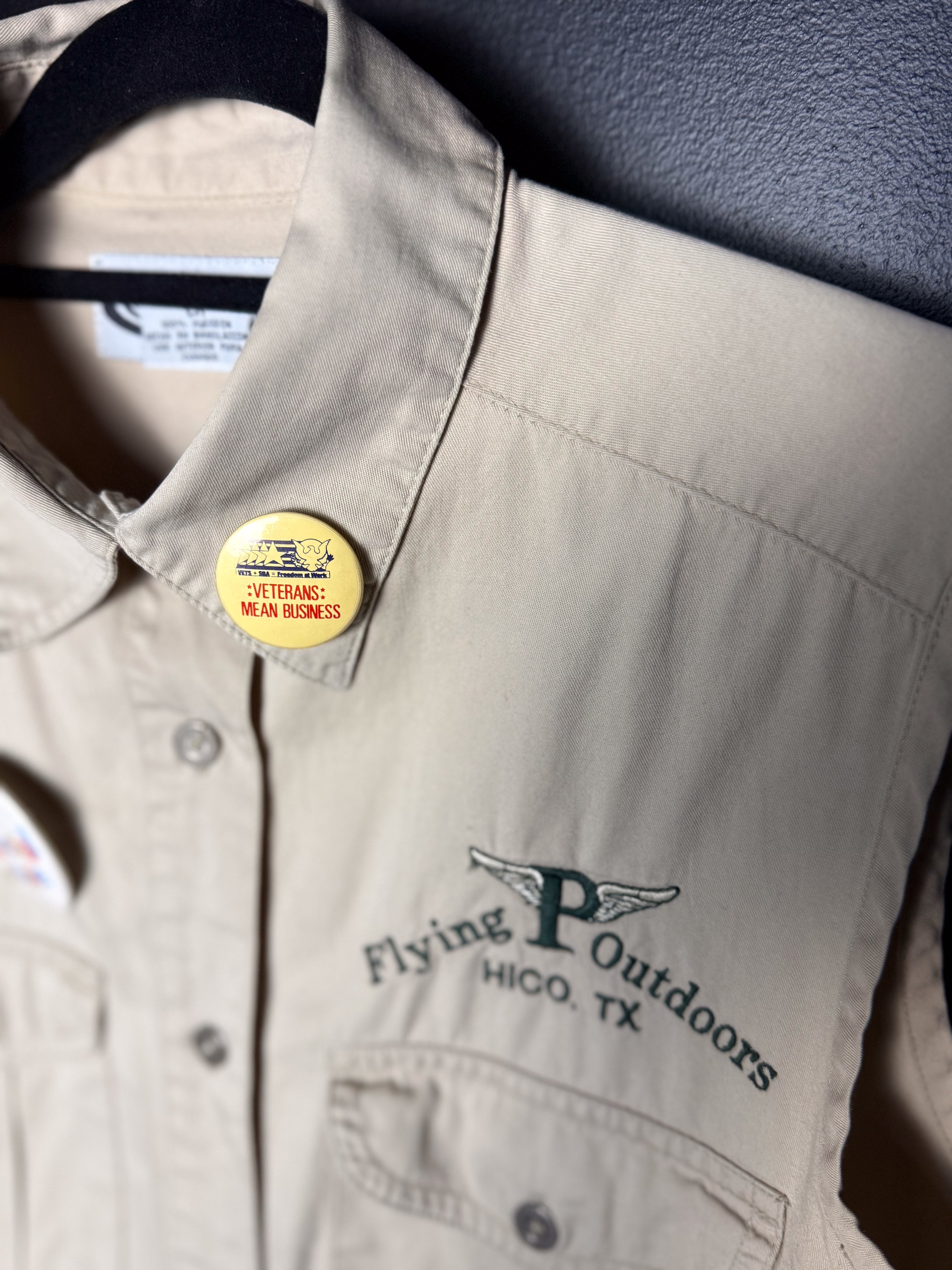 Flying Outdoors Brooched Out Vest