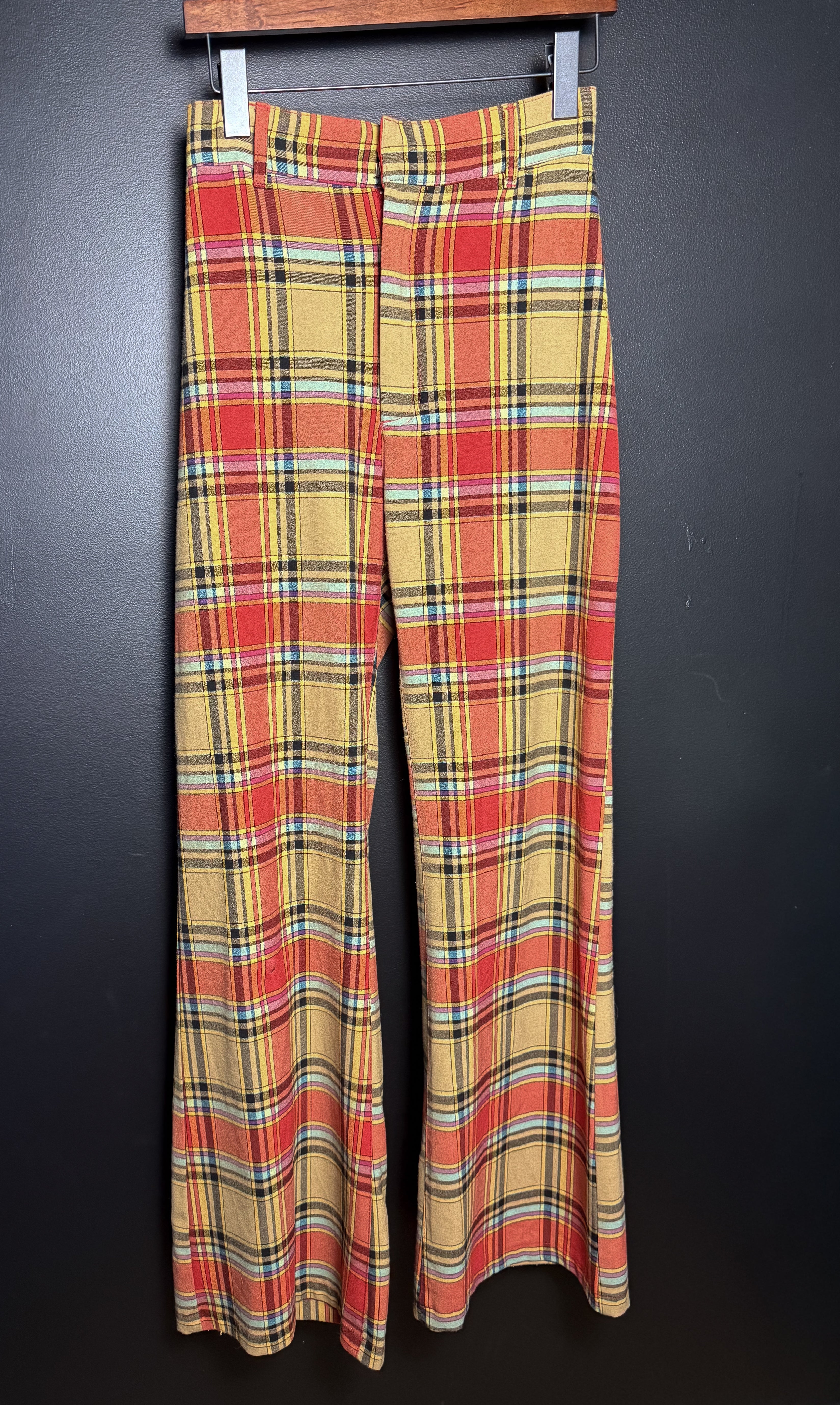 Pantalones acampanados de cuadros de Free People