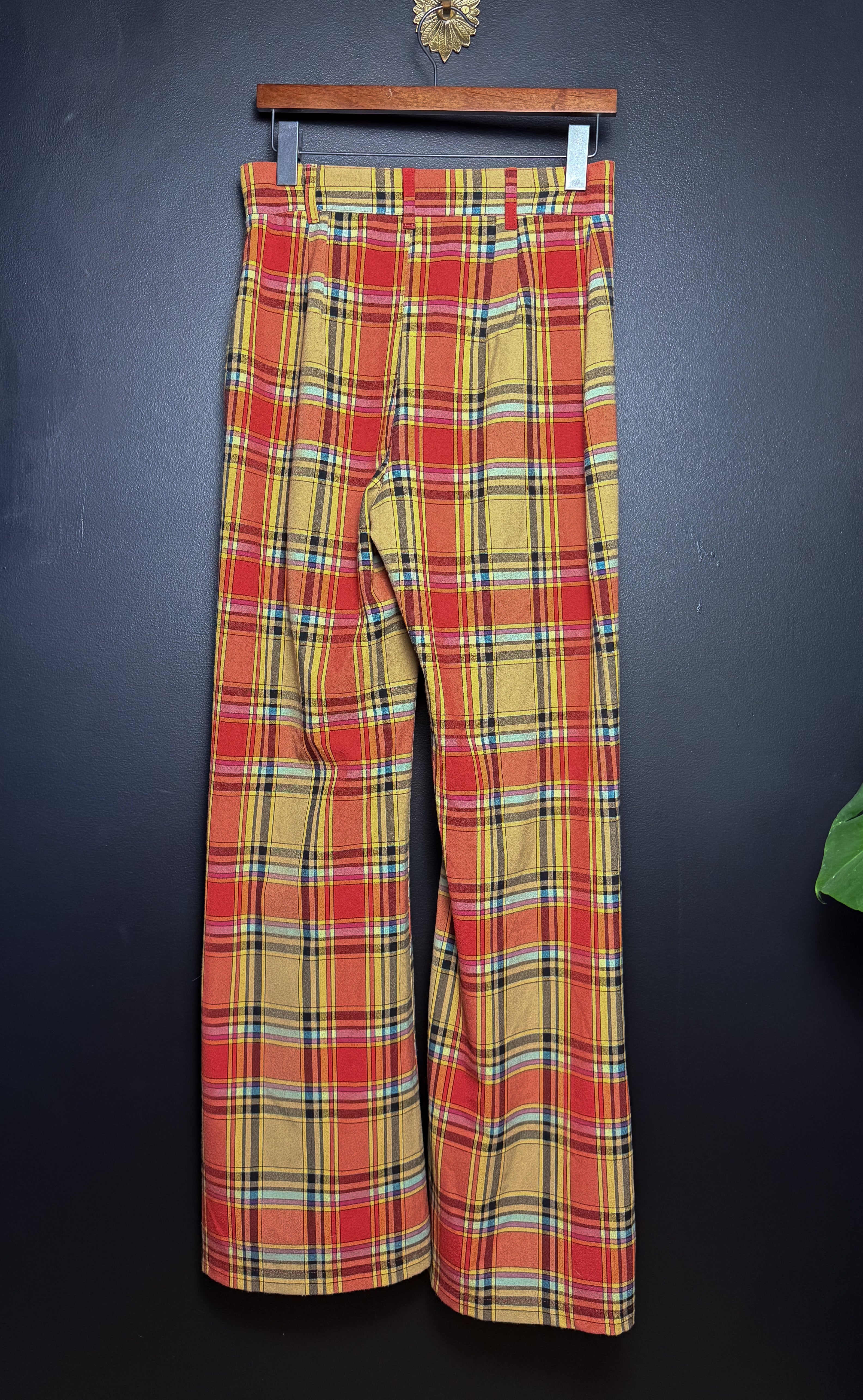 Pantalones acampanados de cuadros de Free People