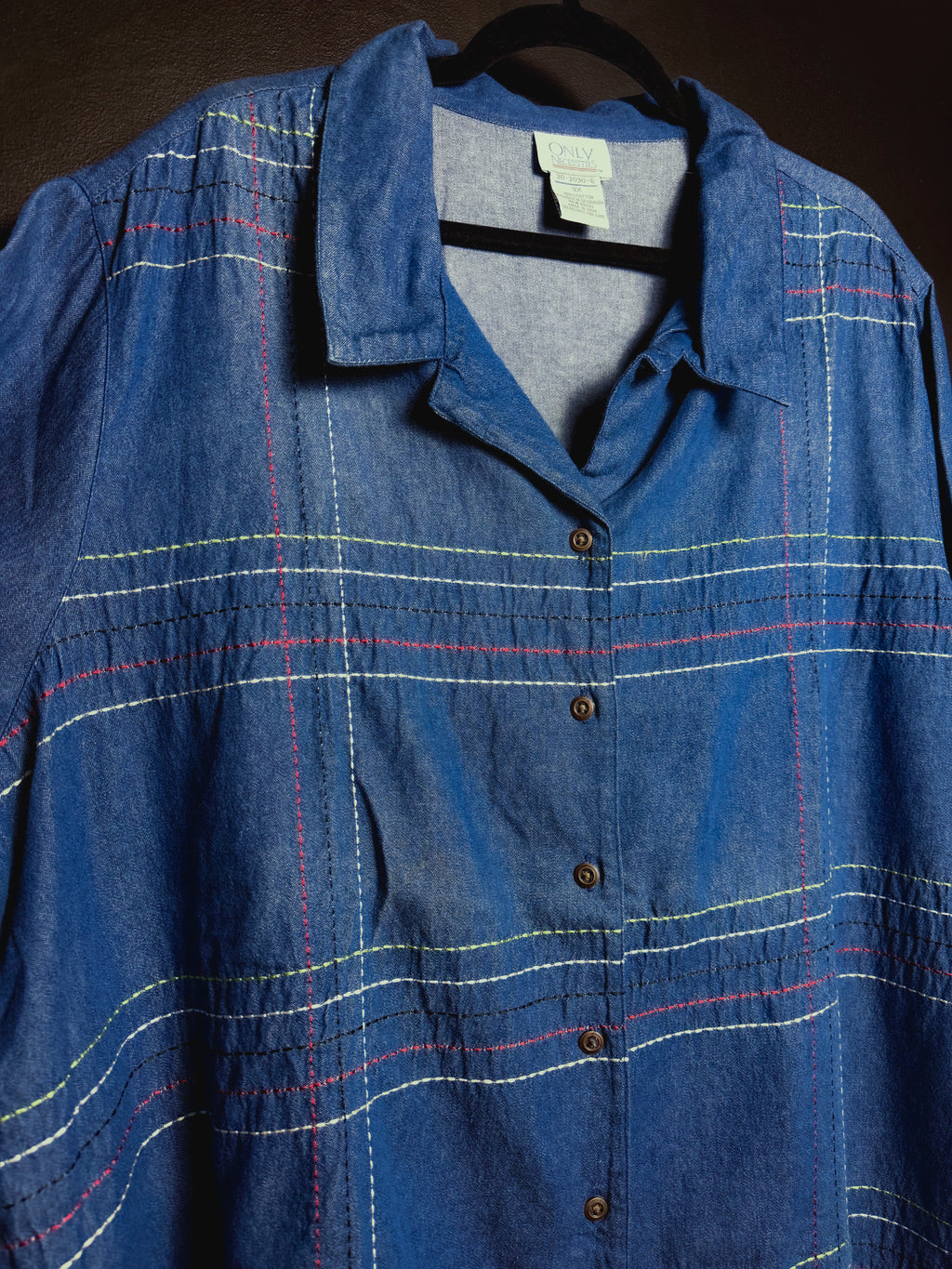 Camisa a rayas de mezclilla azul Only Necessities