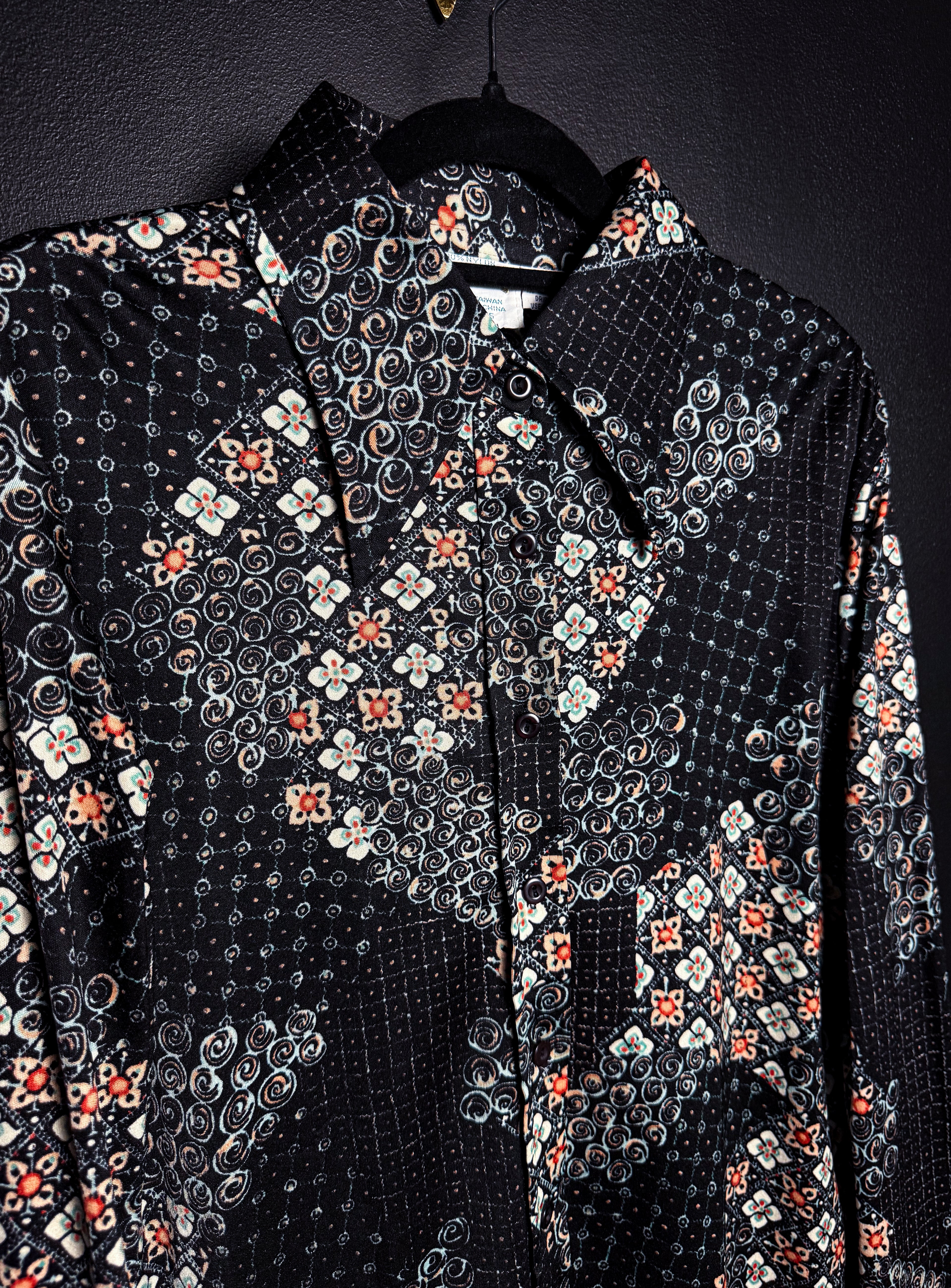 Camisa de botones estampada vintage Helen Sue