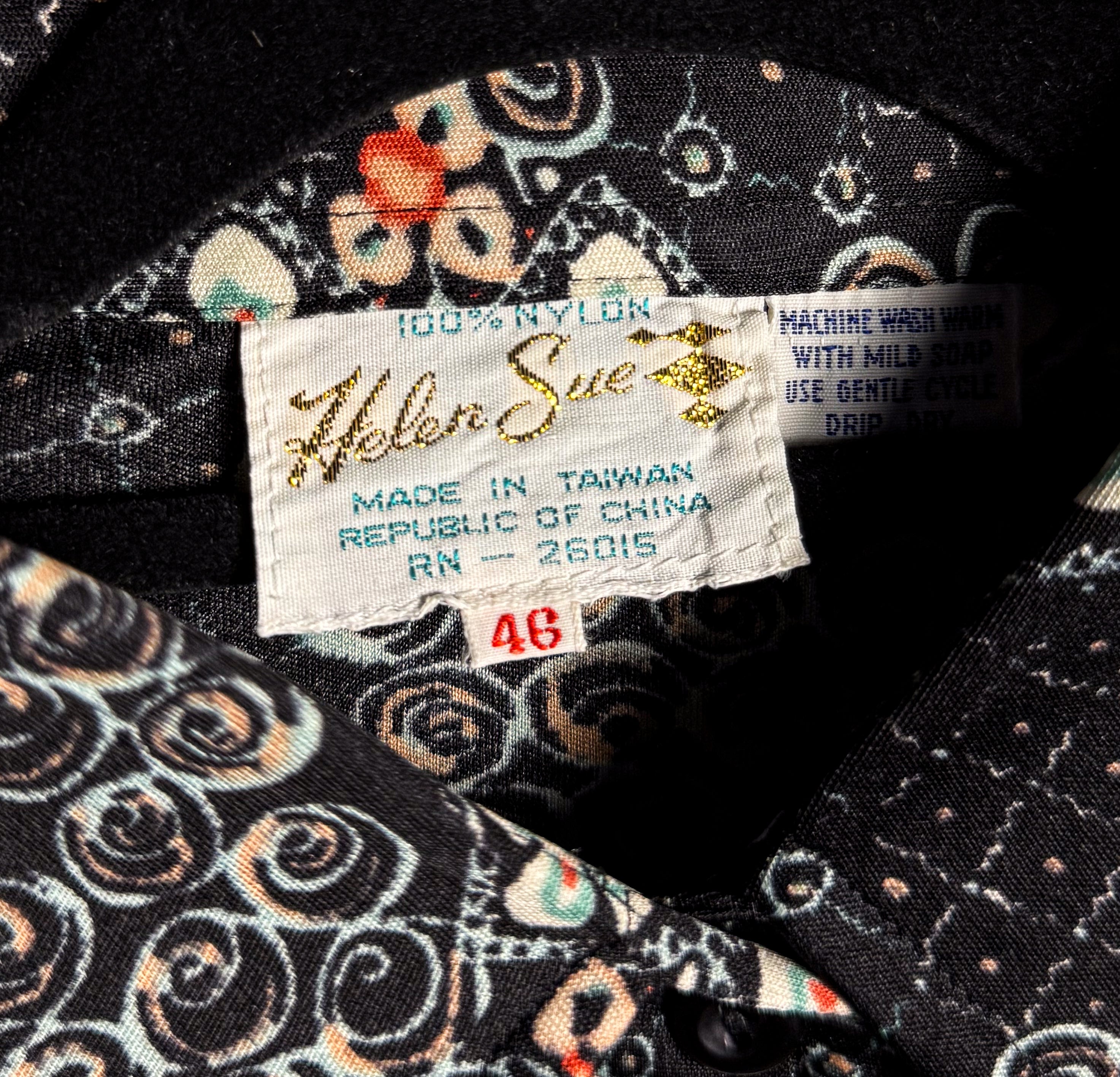 Camisa de botones estampada vintage Helen Sue