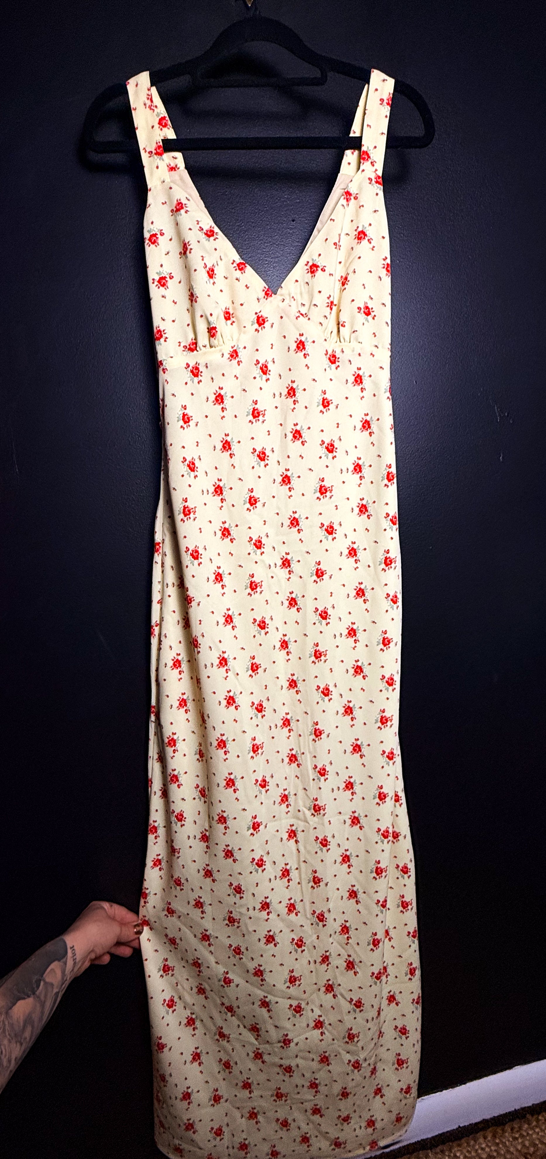 Ren's Yellow Dress