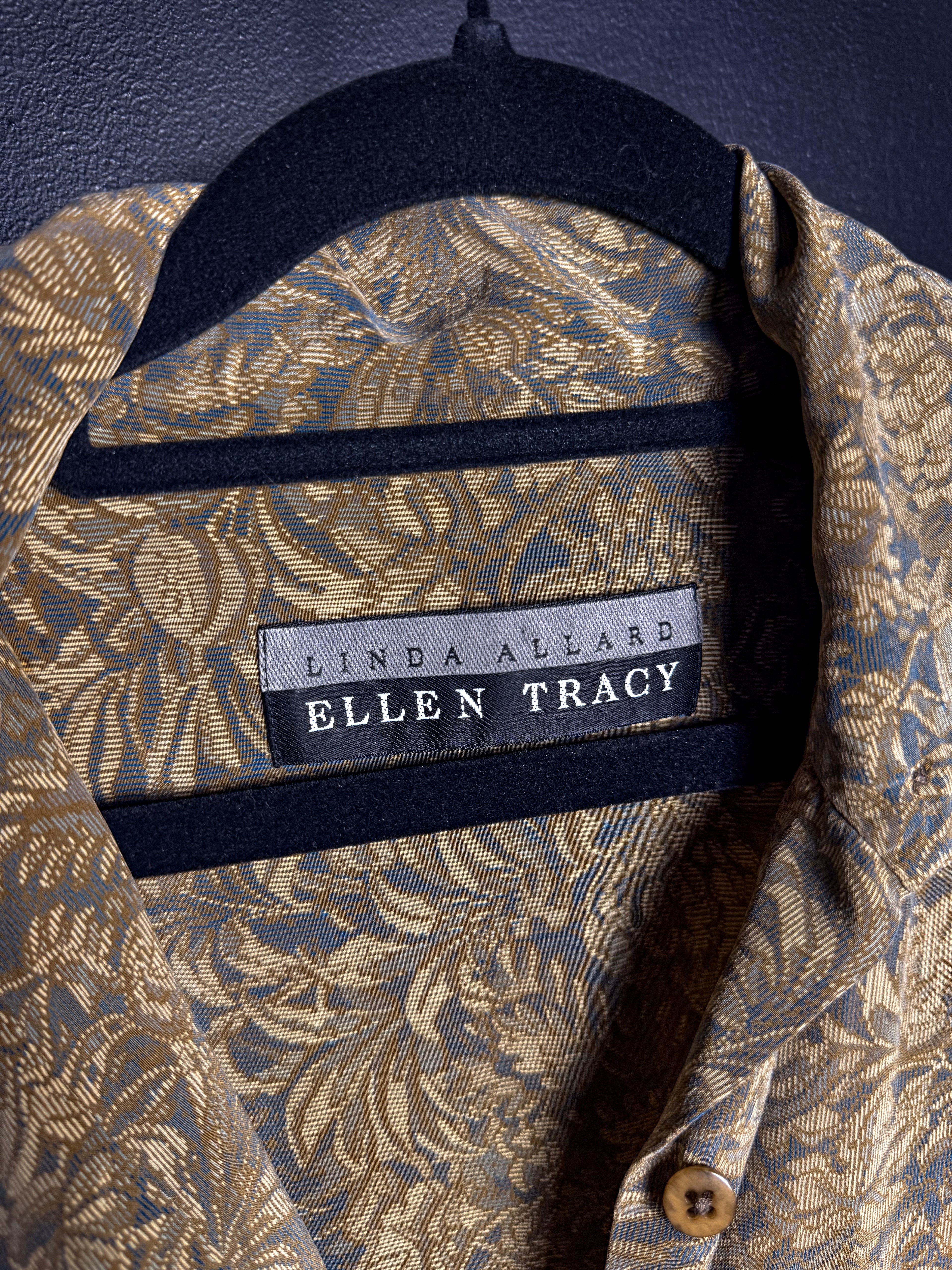 1980's Linda Allard Neutral Paisley Convertible Button Down