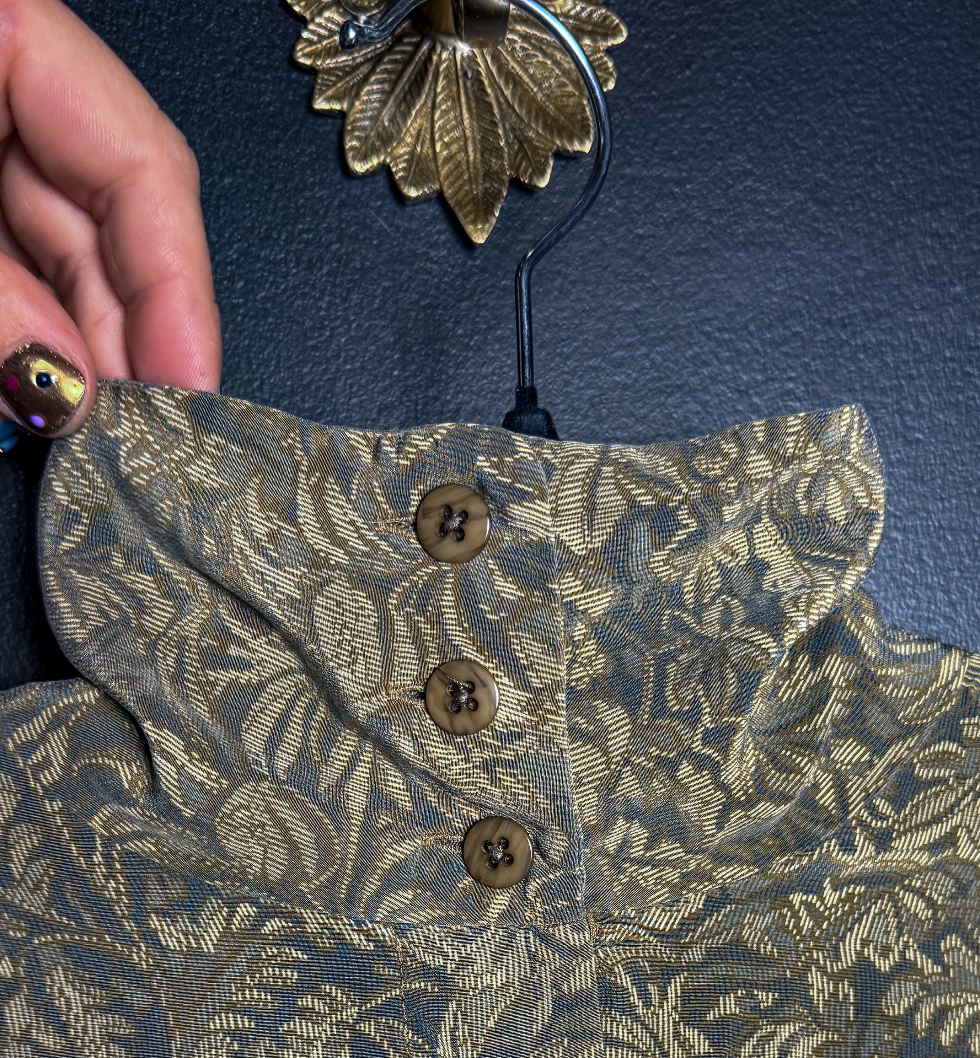 1980's Linda Allard Neutral Paisley Convertible Button Down