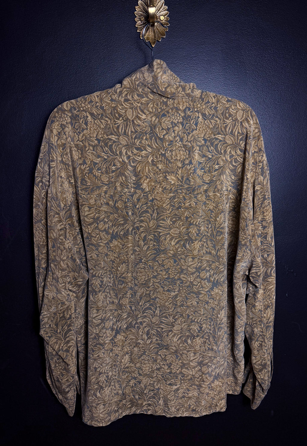 1980's Linda Allard Neutral Paisley Convertible Button Down