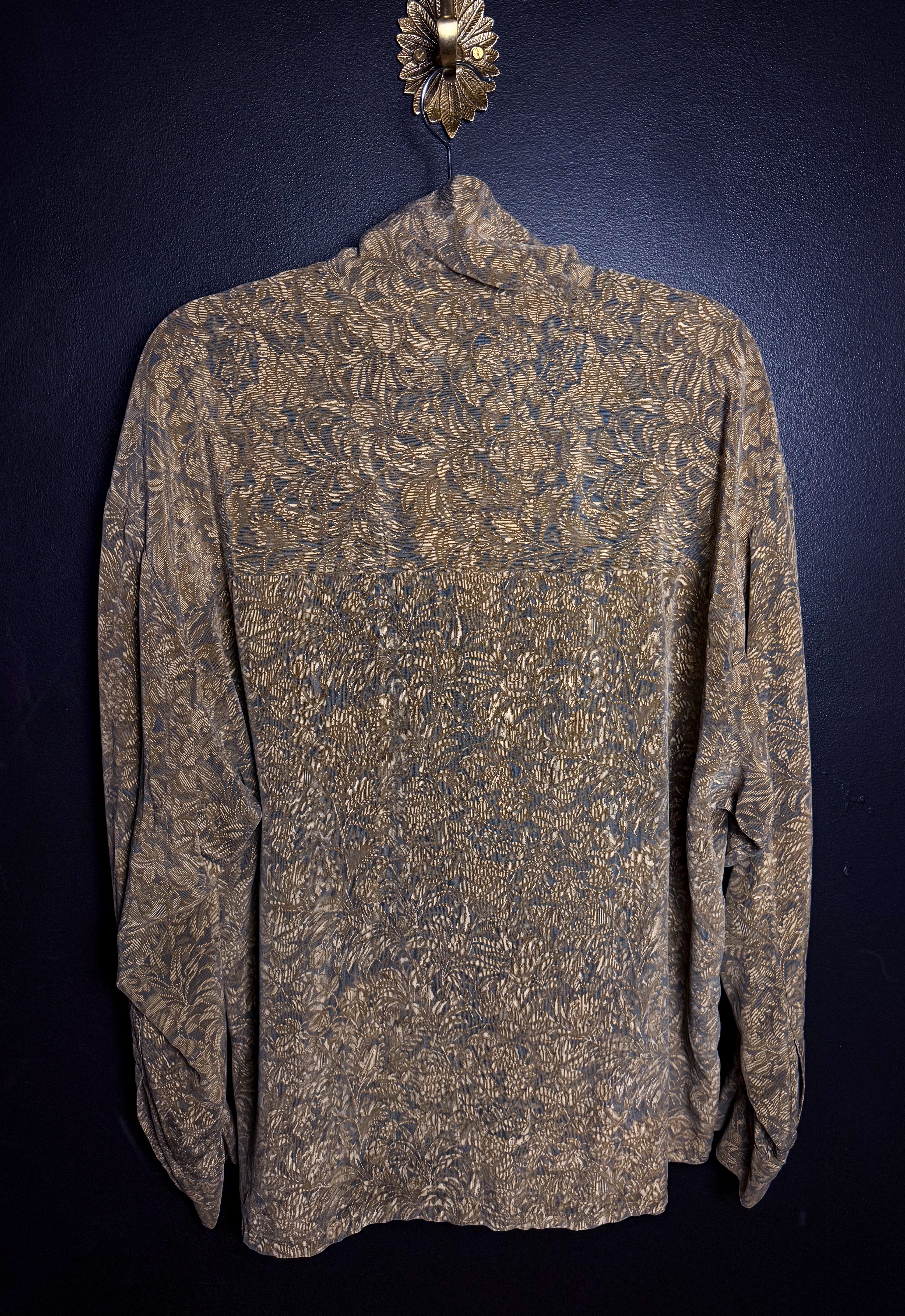 1980's Linda Allard Neutral Paisley Convertible Button Down