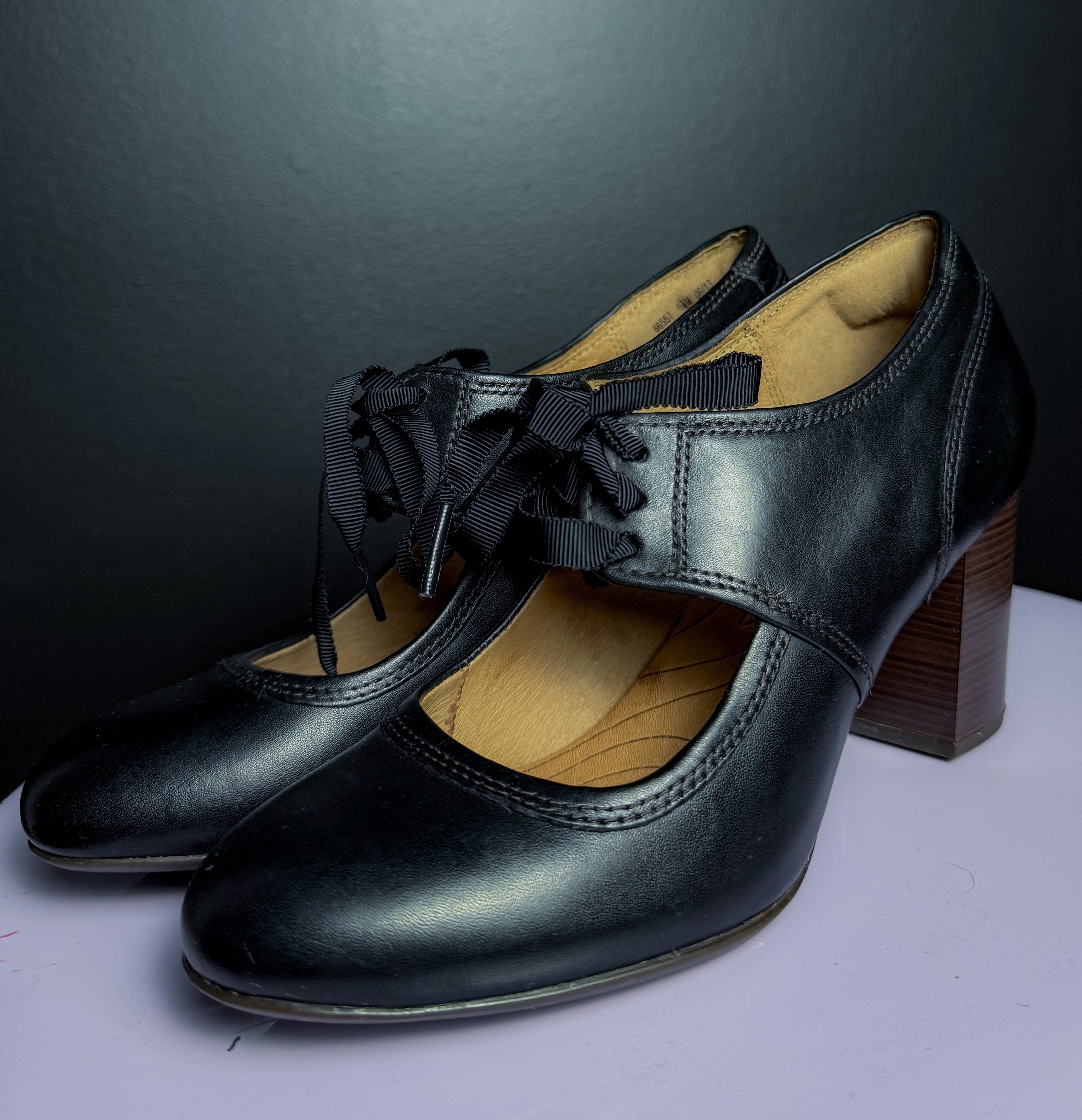 Zapatos de tacón bajo Mary Jane Kitten de Clark
