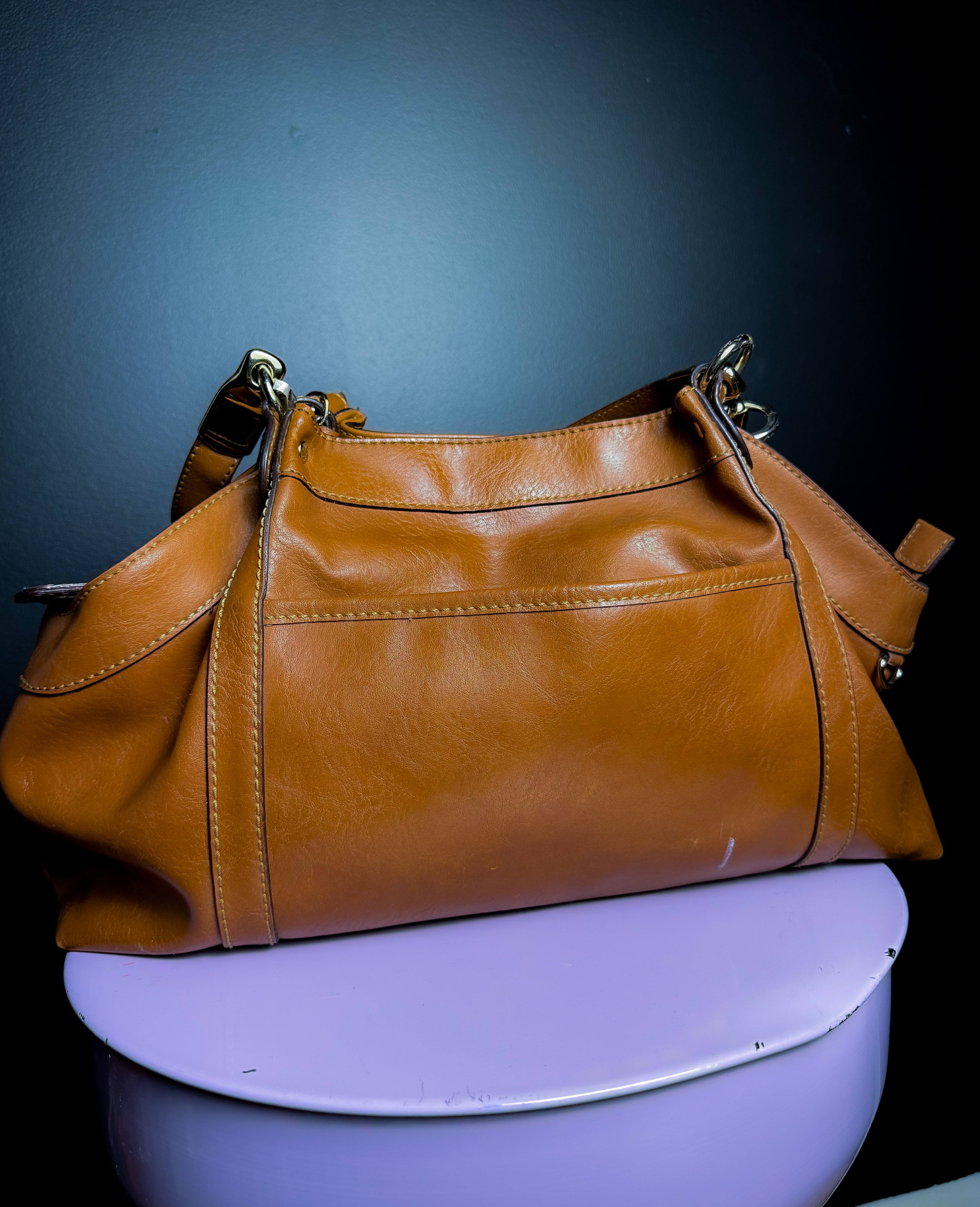 Liz Clairborne Saddle Leather Shoulder Bag