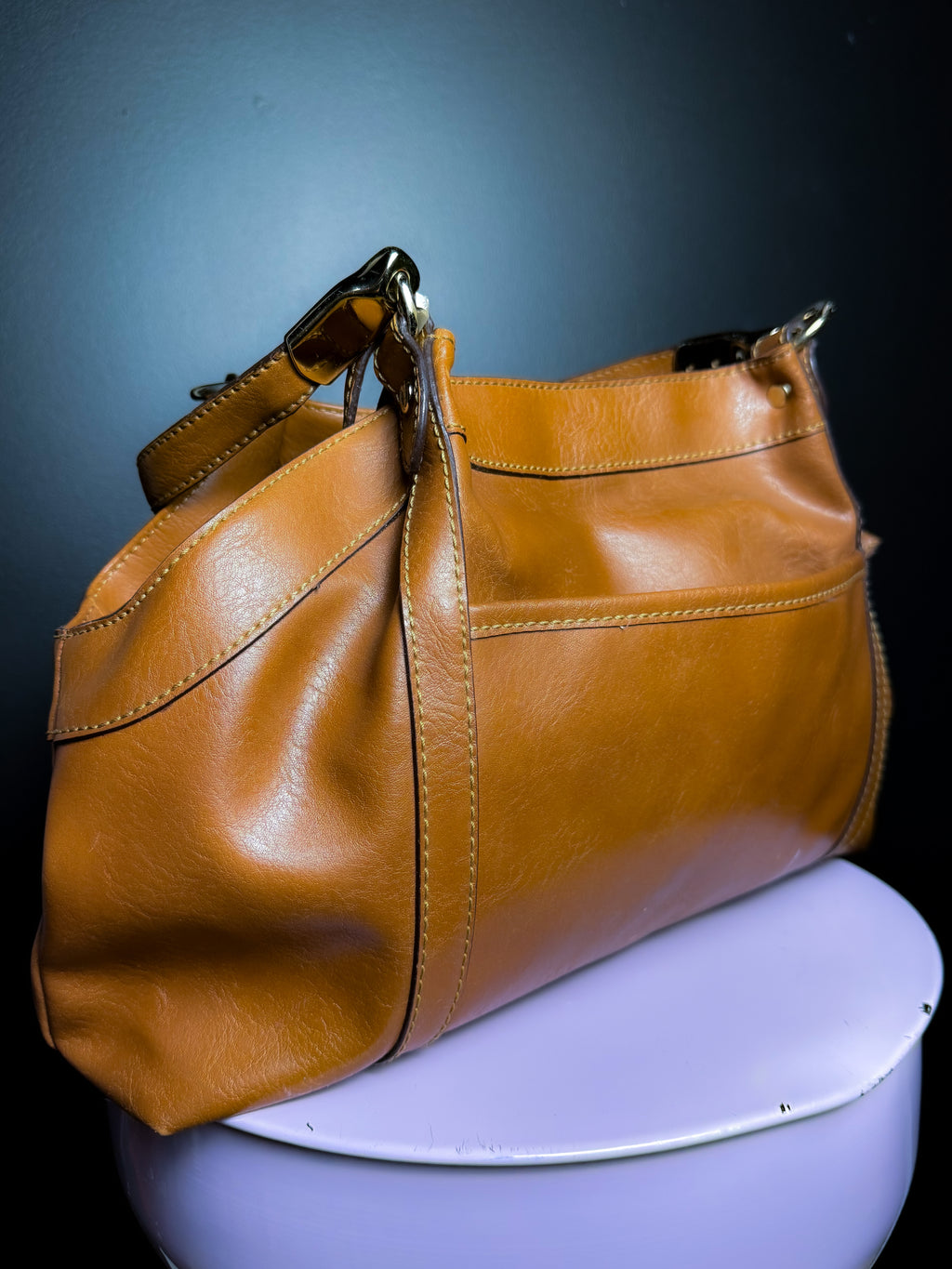Liz Clairborne Saddle Leather Shoulder Bag