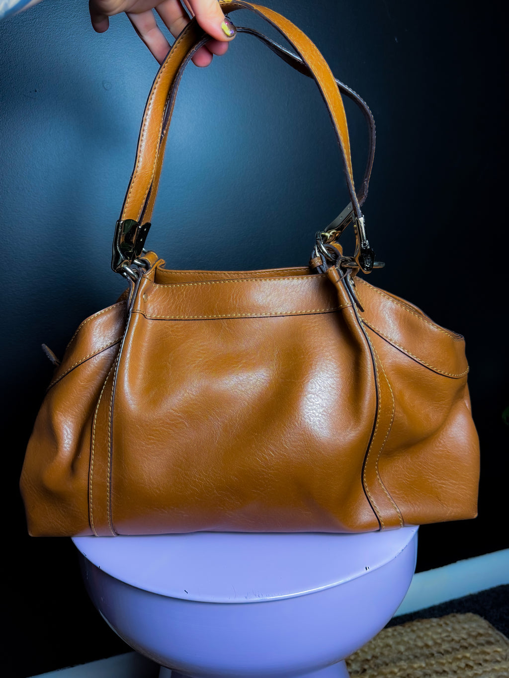 Liz Clairborne Saddle Leather Shoulder Bag