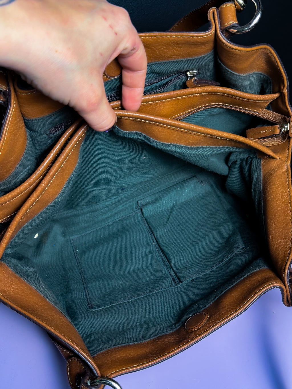 Liz Clairborne Saddle Leather Shoulder Bag