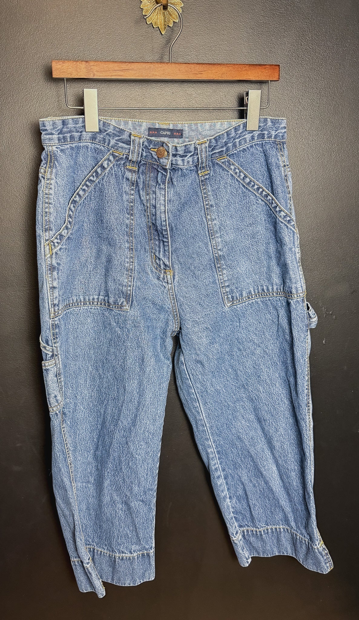 Bill Blass Capri Cargo Jeans