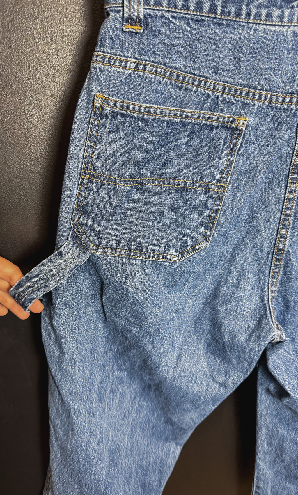 Bill Blass Capri Cargo Jeans