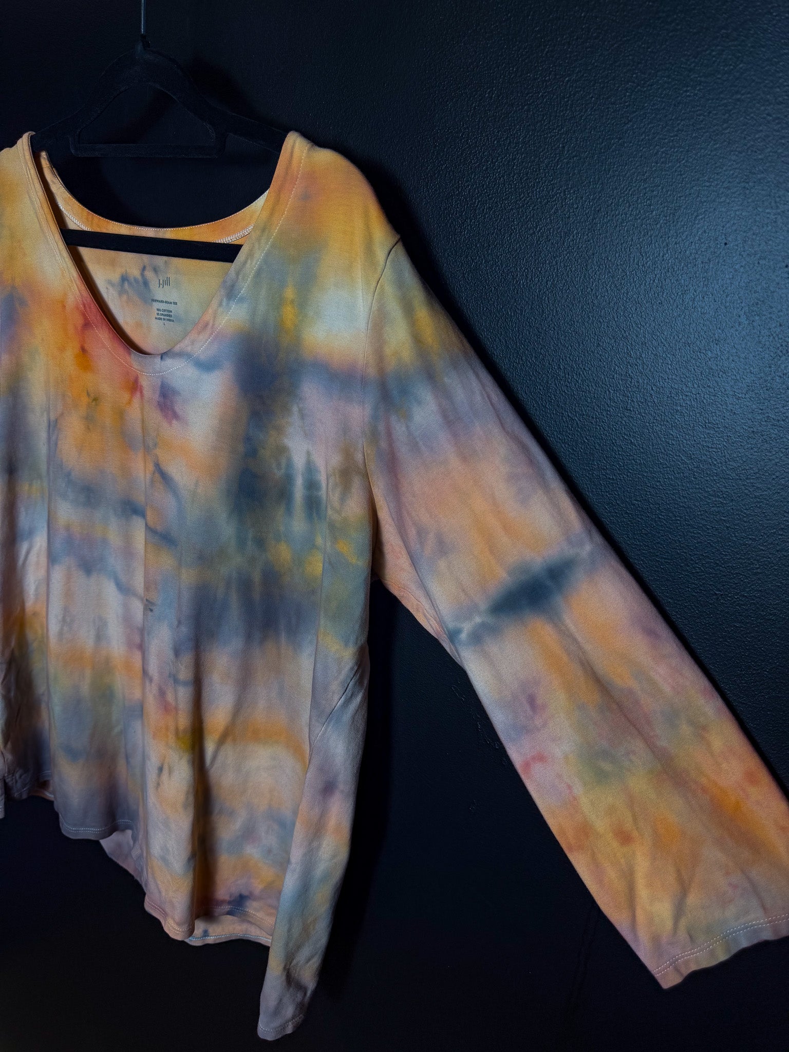 Tie Dyed 3/4 Sleeve top